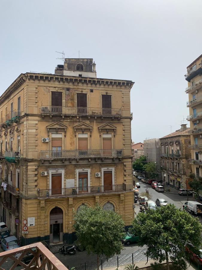 Avaya - Monolocale Soppalcato In Centro Storico Apartment Catania Luaran gambar